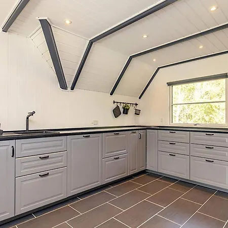 Holiday home Four-bedroom In 39 *