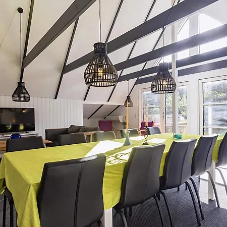 Four-bedroom In 39