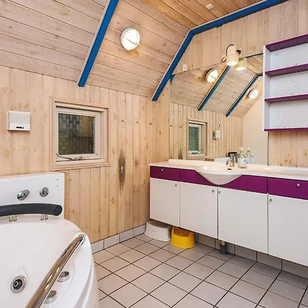 Дом отдыха Luxury Retreat In *