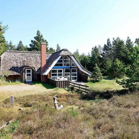 Holiday home Four-bedroom In 39